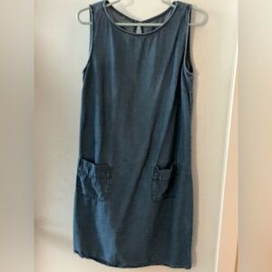 Sleeveless Blue Dress with Pockets